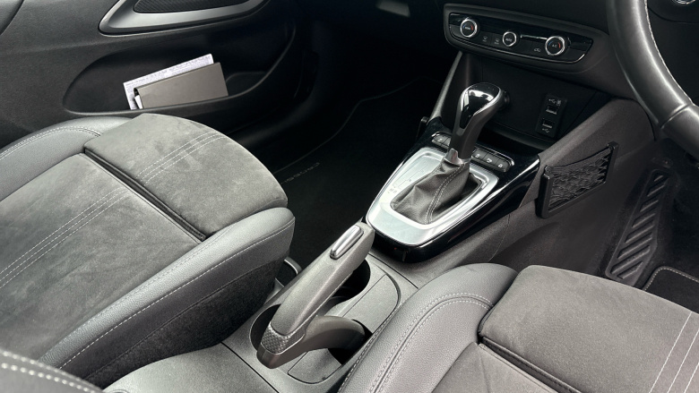 Vauxhall Crossland 1.2 Turbo [130] Ultimate 5dr Auto Petrol Hatchback